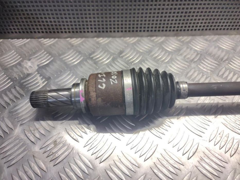 Veio Transmissão Frente Esquerdo Renault Clio III 1.2 16V  Modus / Gra