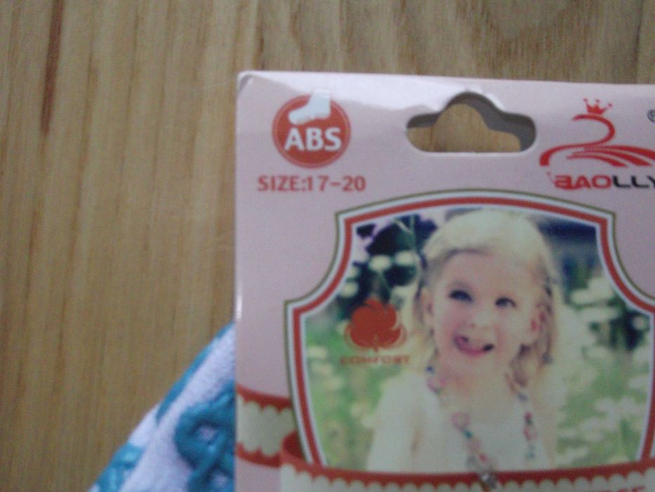 skarpetki, dziewczynka, kwiatki, niebieskie, antypoślizgowe