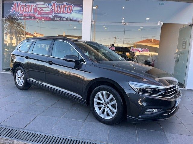VW Passat Variant