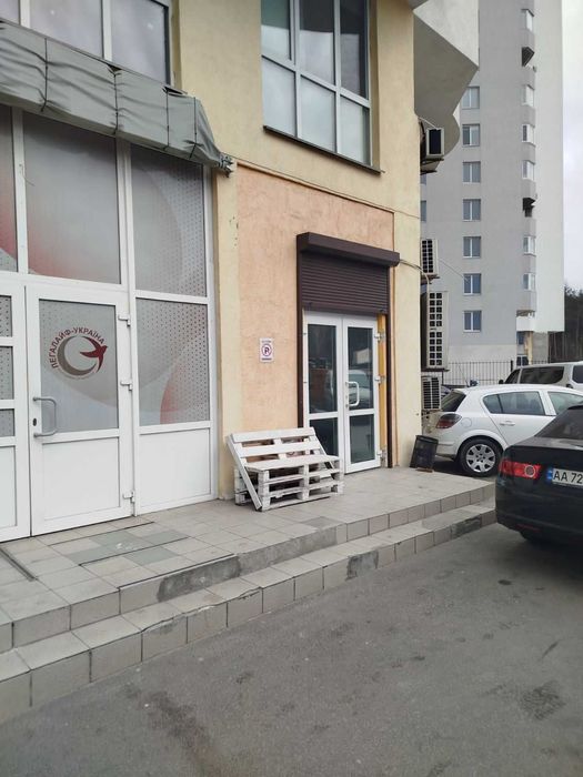 Продаж нежитл.приміщення ст.м.Бориспільска ЖК "Східна Брама"