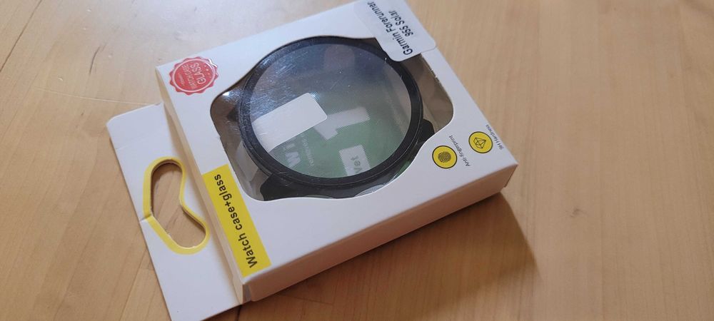Etui / case na zegarek Garmin FR 955