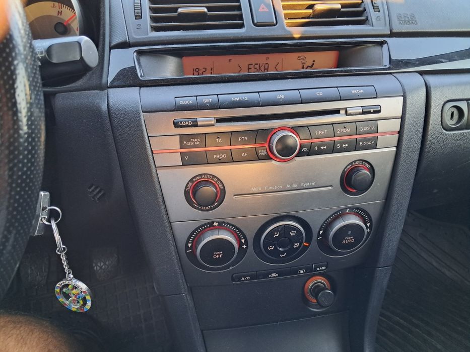 Mazda 3 rok 2007