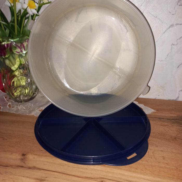 Контейнер для тортов и выпечки TUPPERWARE