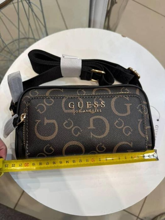 Сумка GUESS saffron mini top zip crossbody brown. Оригінал