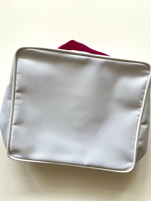 Kosmetyczka duża nowa biała