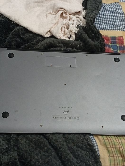 Chuwi Lapbook com Windows 11 pro e carregador