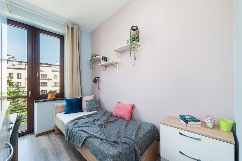 pokój z balkonem w centrum, od lipca - Widok 2