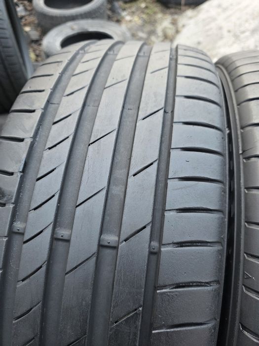 Шини літні пара 225/45r19 Kumho  Ecsta  ps 71