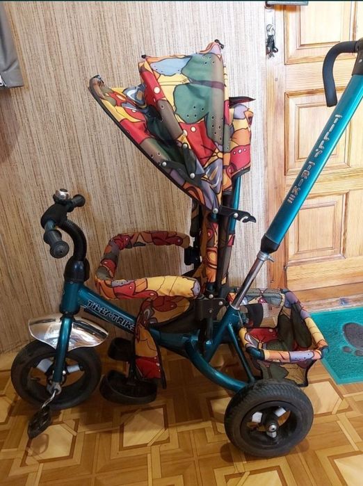 Трехколесный велосипед с родительской ручкой Tilly Trike