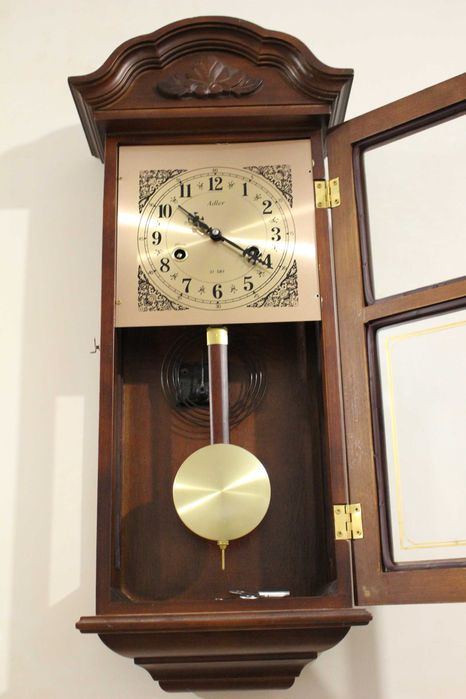 Годинник настінний Adler