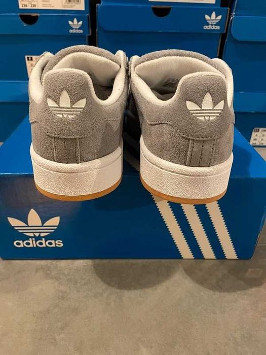Buty sportowe adidas campus R.43