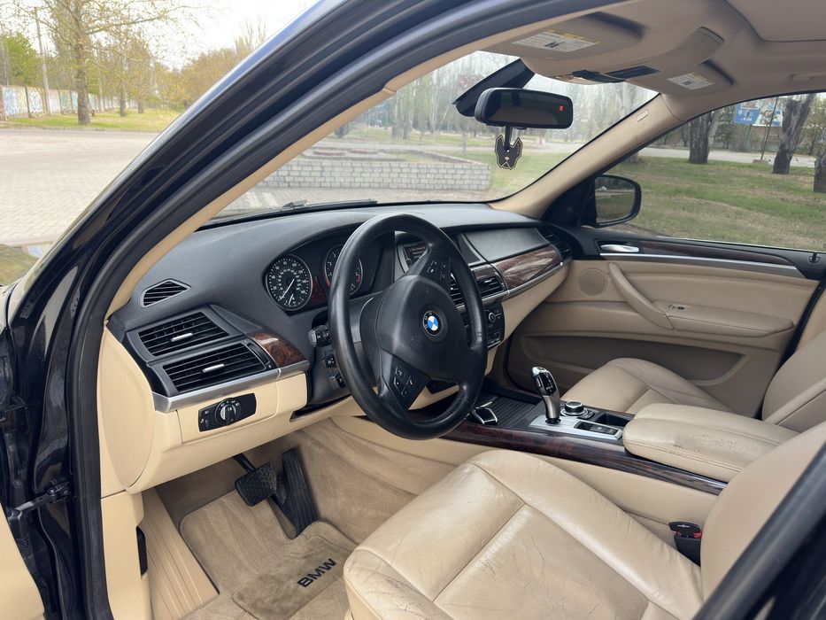 Продаю BMW X5 E70