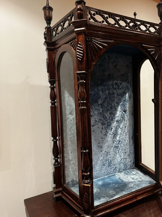 Camiseiro + Vitrine Antiga em Madeira Maciça