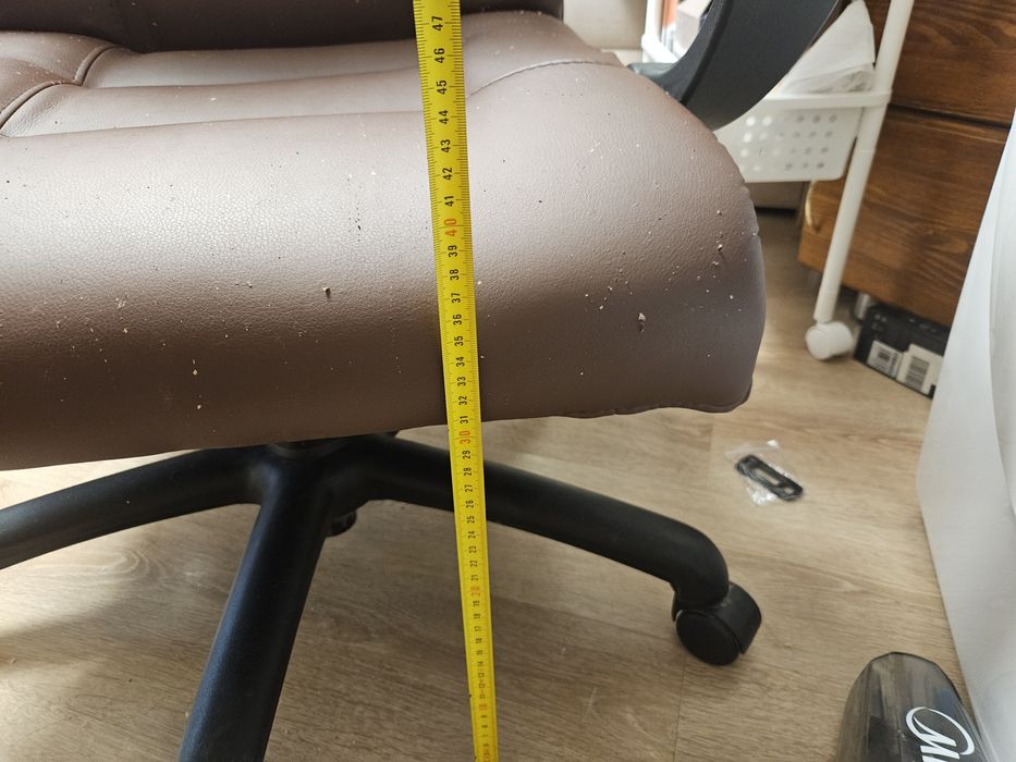 Продаю кресло офисная