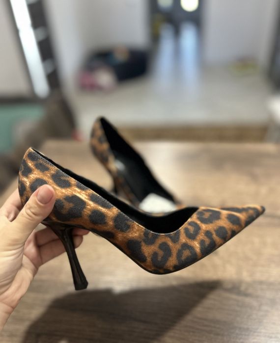 Туфлі лодочки Bershka