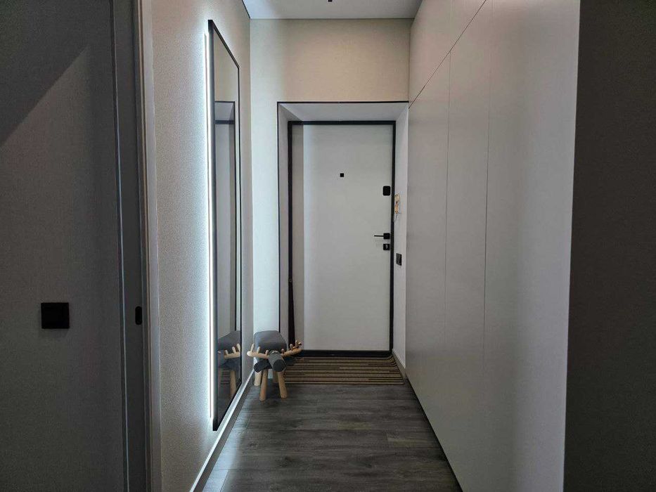 Двокімнатна з ремонтом, ЖК Нові метри Центр, газ, 2% оформлення