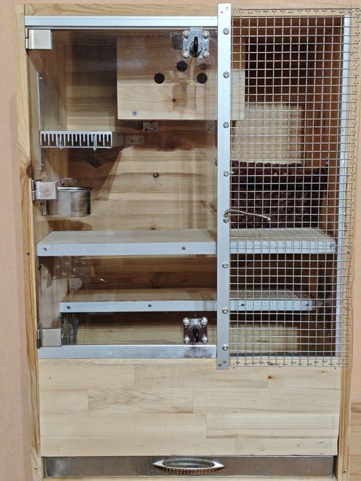 Вітрина для шиншилл з меблевого щита, тиха 80*50*40