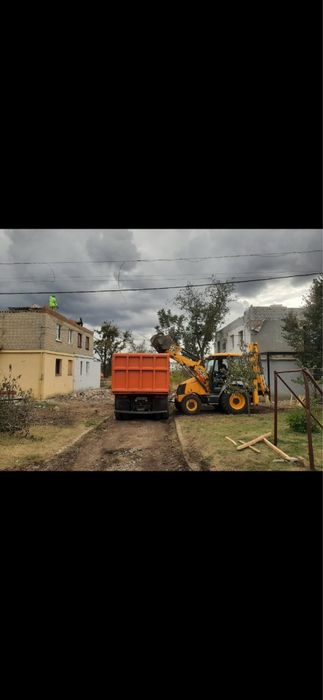 Послуги спецтехніки:екскаватор - навантажувачJCB 3CX, самоскиди 10-20т