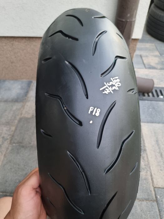 Мотошини 180/55/17 r17 Bridgestone  Моторезина