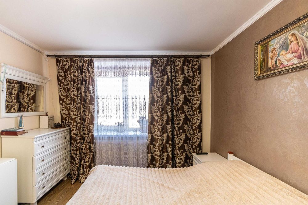 ТЕРМІНОВИЙ ПРОДАЖ 3-кімнатної квартири в м. Івано-Франківськ!