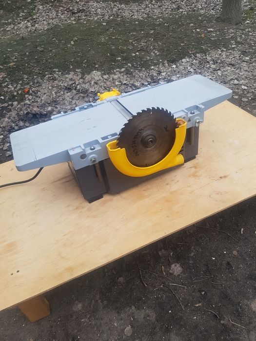 Станок деревообрабатывающий