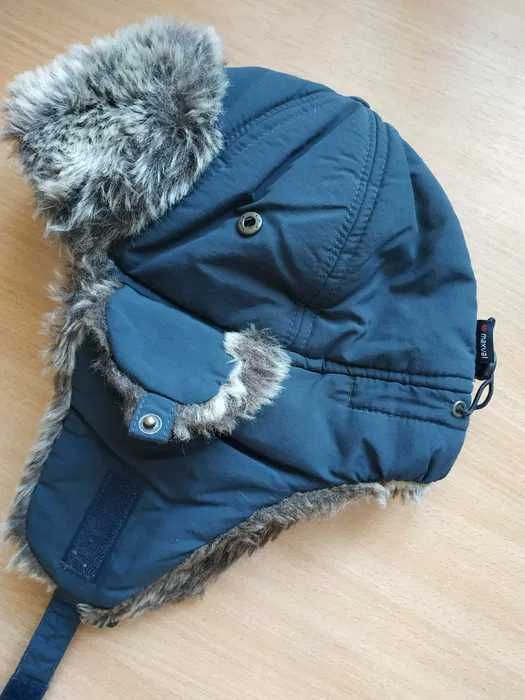 Продам шапку с ушками для мальчика 6-10 лет. Б/У