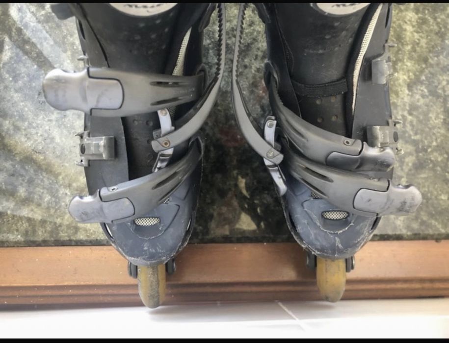 Inline rollerblades435731159088506882