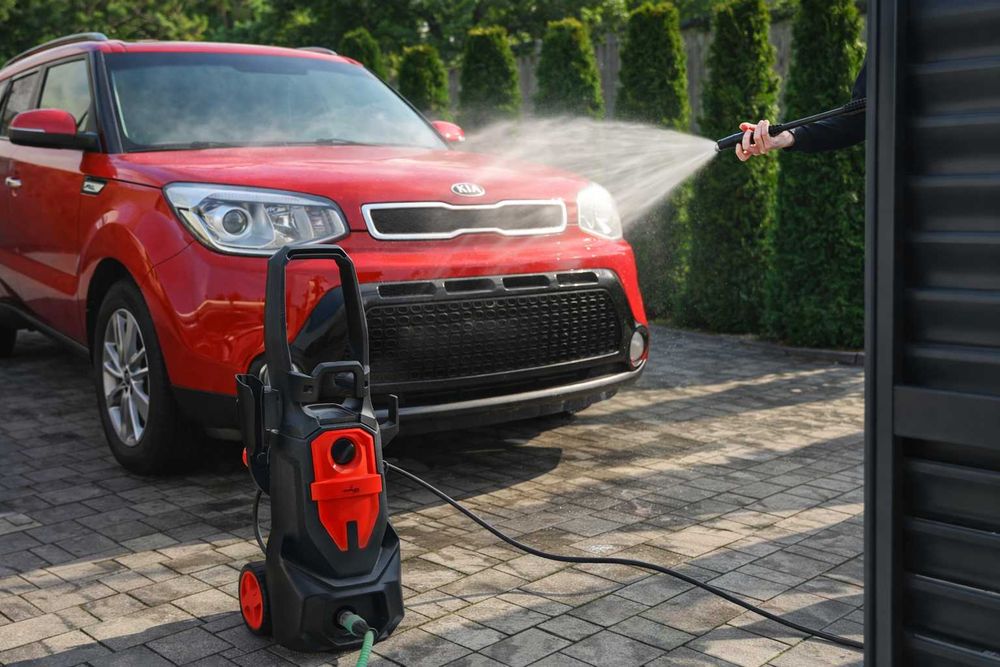 Mocna myjka ciśnieniowa 260 bar   Zwijacz na wąż  2 dysze  Samossąca