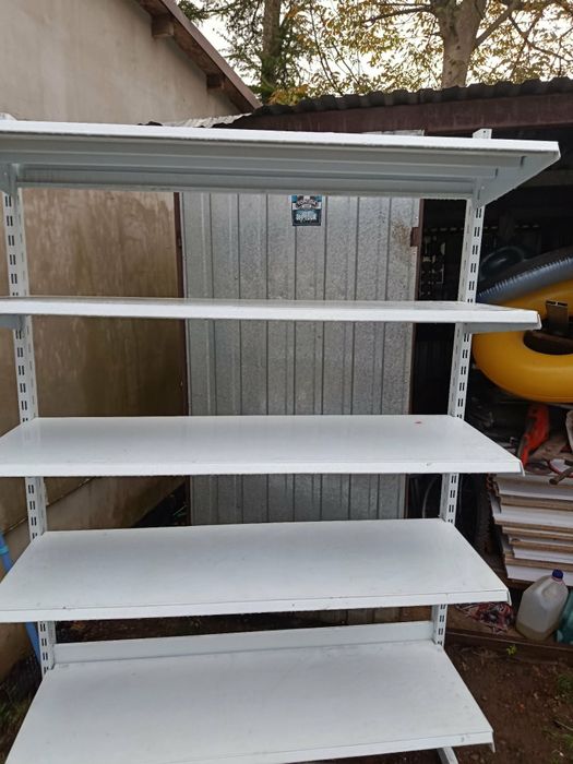 Sprzedam regały sklepowe