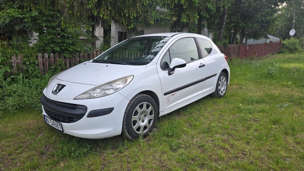Peugeot 207 1.4 hdi 2009r