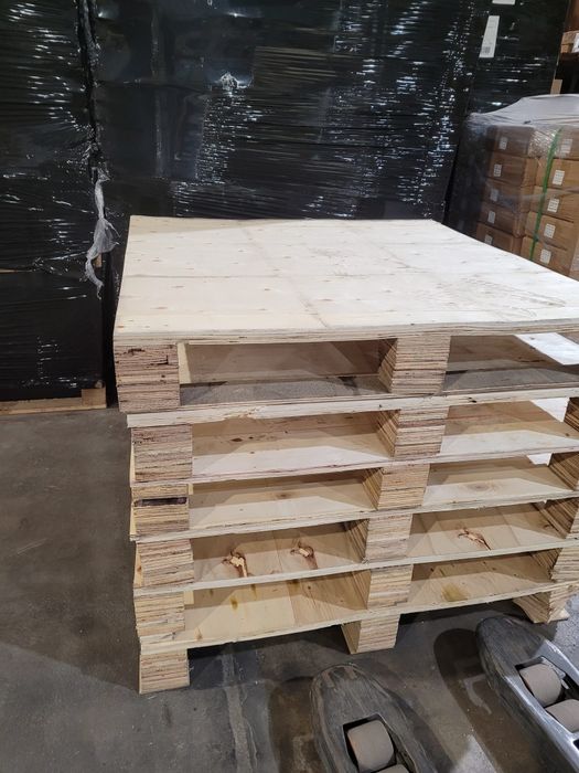 Palety towarowe drewno + sklejka top 100x100