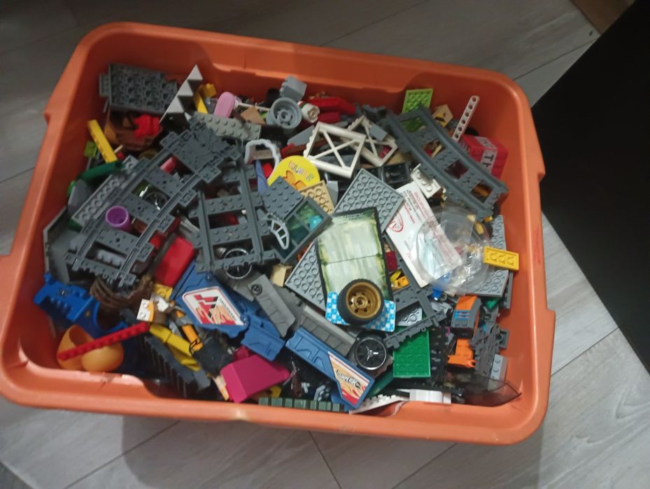 LEGO i inne zabawki