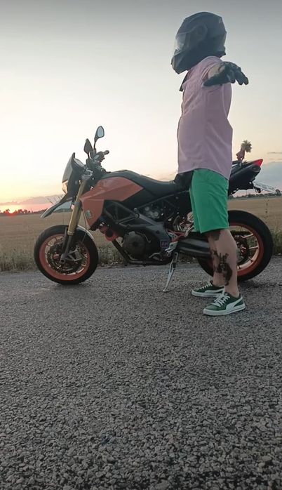 Aprilia 750 кубов