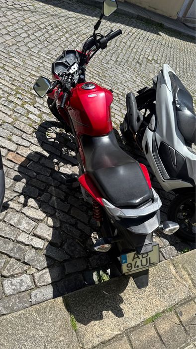 muito nova a toda prova e ela esta sem uma lateral do tank