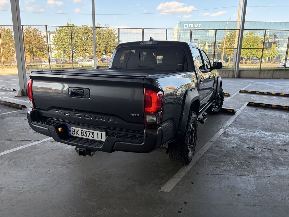 Продам Toyota Tacoma 2019р