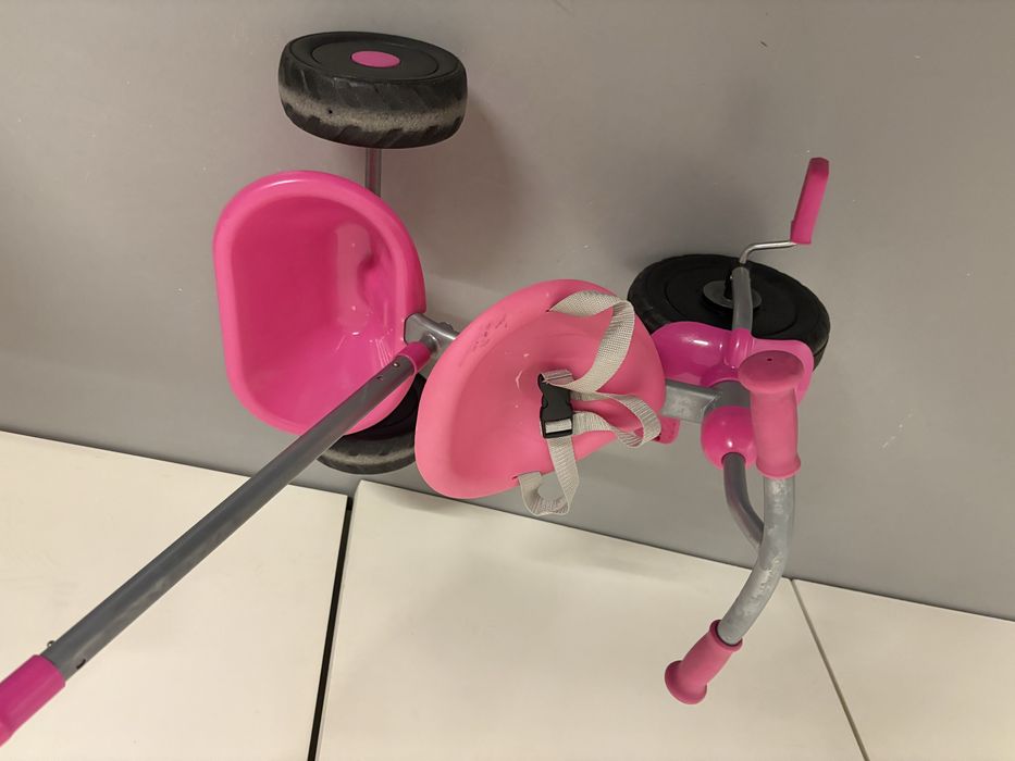 Triciclo bicicleta de criança com cinto, cesto e pega telescópica