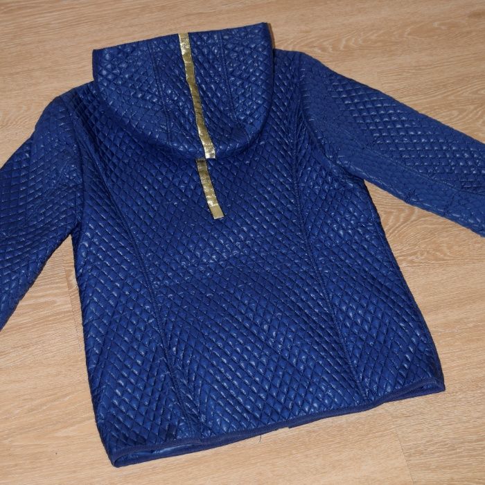 Куртка ветровка женская демисезонная