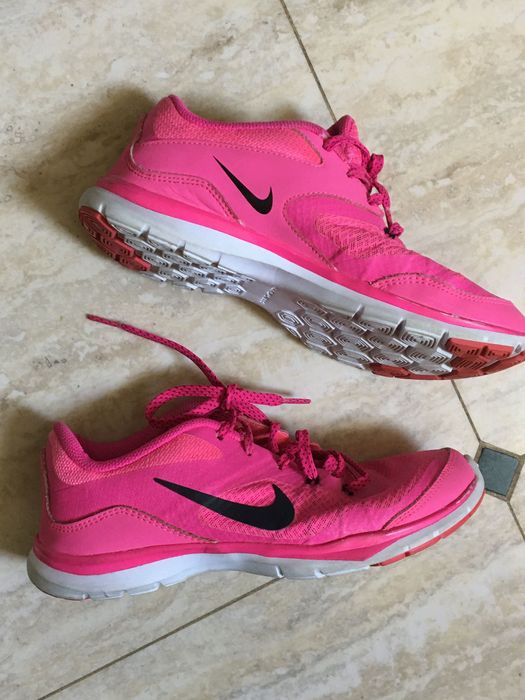 Nike flex tr5, 36,5, 23 cm, sportowe, elastyczna podeszwa