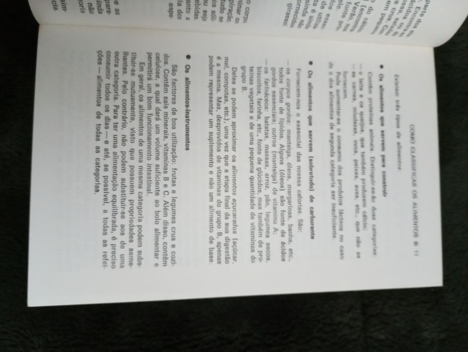 Guia prático de cozinha, Bérard, Léone -Bertrand, 1977  Como novo