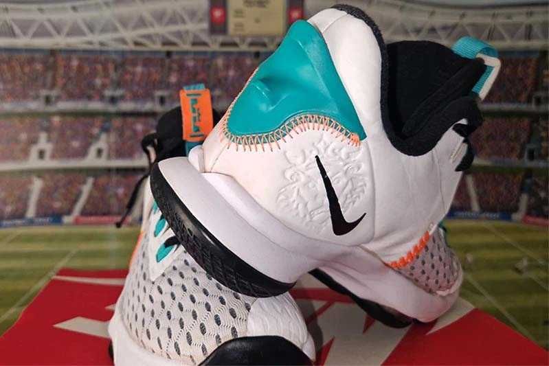 Nike Lebron Witness 5 Sneaker shoes / buty do koszykówki rozmiar: 41