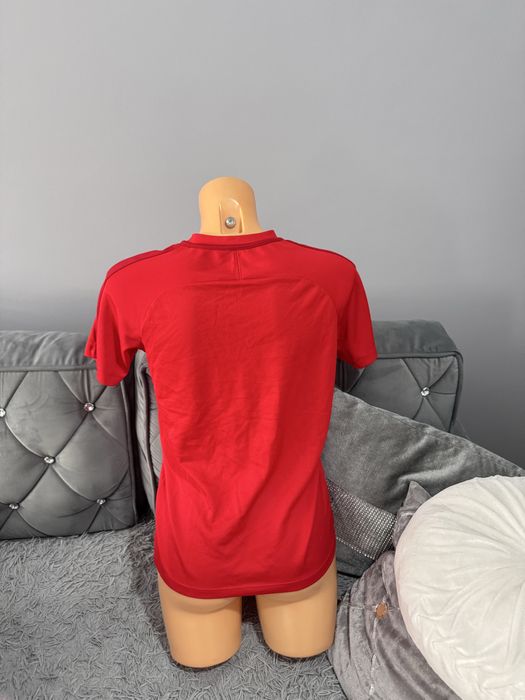 Bluzka Nike dla chłopca 147-158 cm – Nowa, super stylowa!