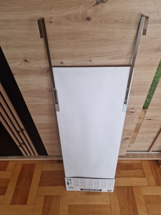 Lustro do powieszenia 34x94cm.