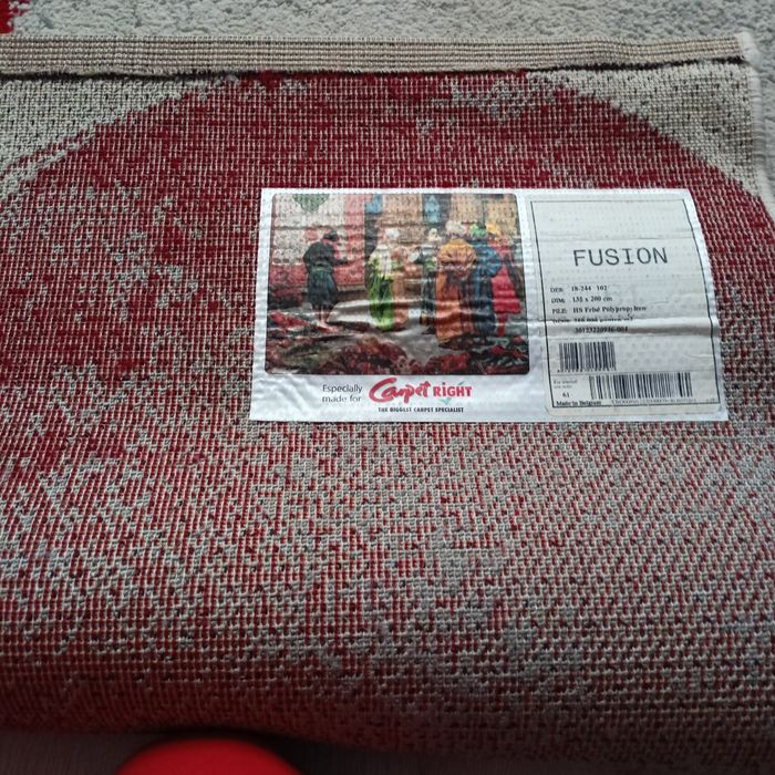 Dywan  w koła  135 x 200