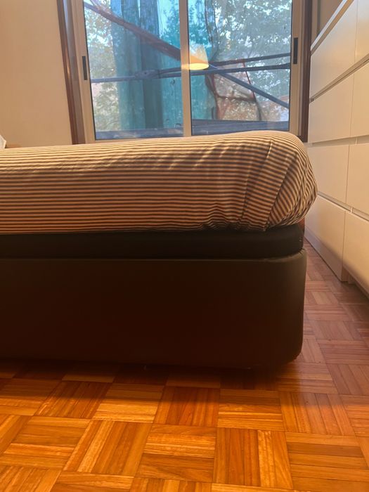 Cama com arrumação+colchão+cabeceira ratan