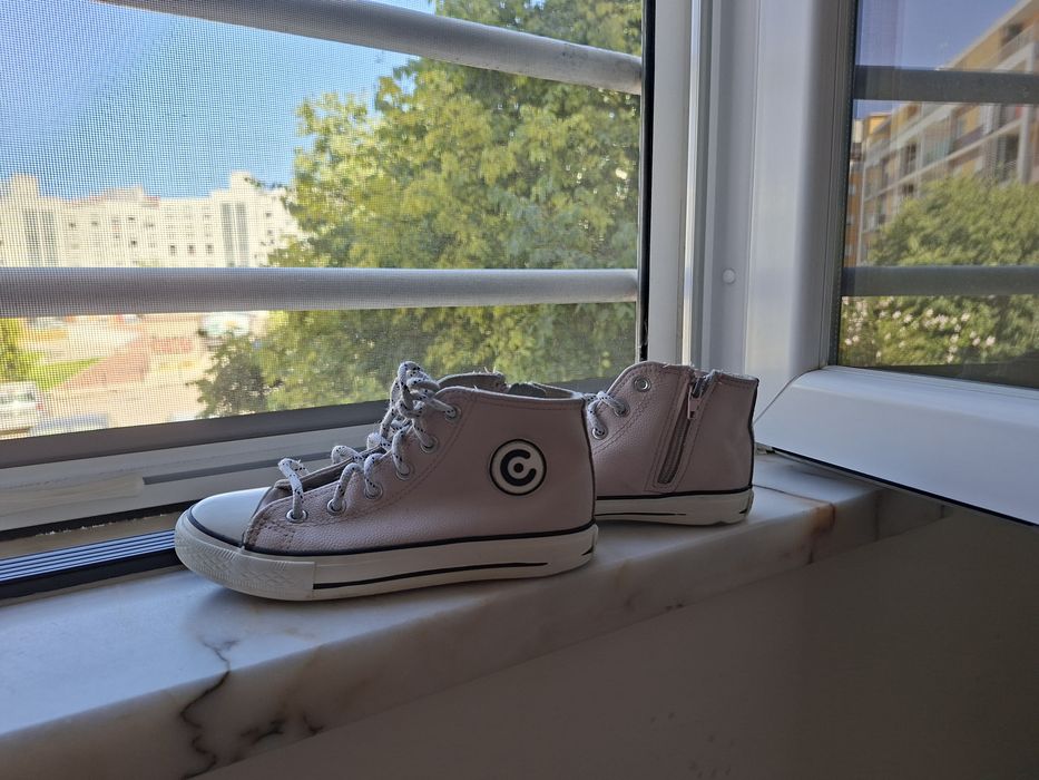 Sapatos Rosas em segunda mão