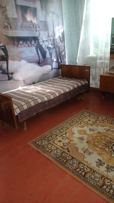 Продаж кімнати в двоповерховому будинку