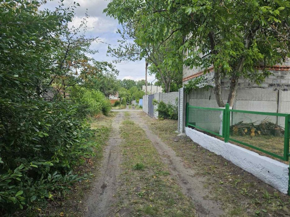 Продам дачу, будинок біля озера