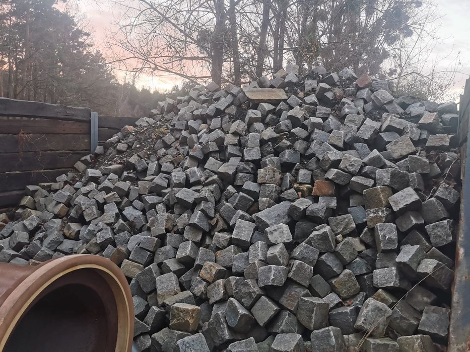 Kostka granitowa / drogowa Duża!!! 1200 ton!!!