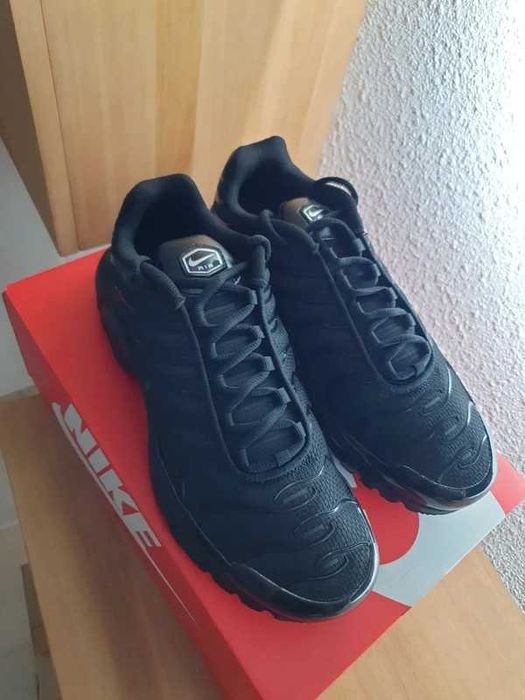 Nike Air Force Max TN Czarny R.39