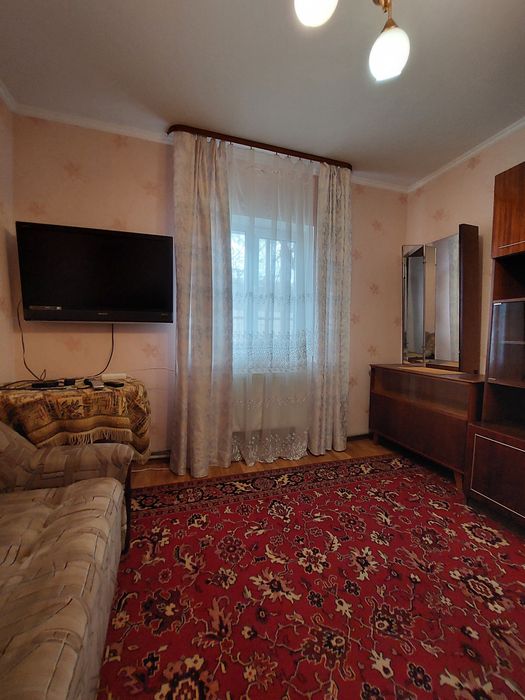 Здам 1 кімнатну квартиру (будиночок) у приватному секторі.Нова Боярка